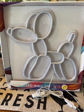LED Balloon Dog Wall Art - White